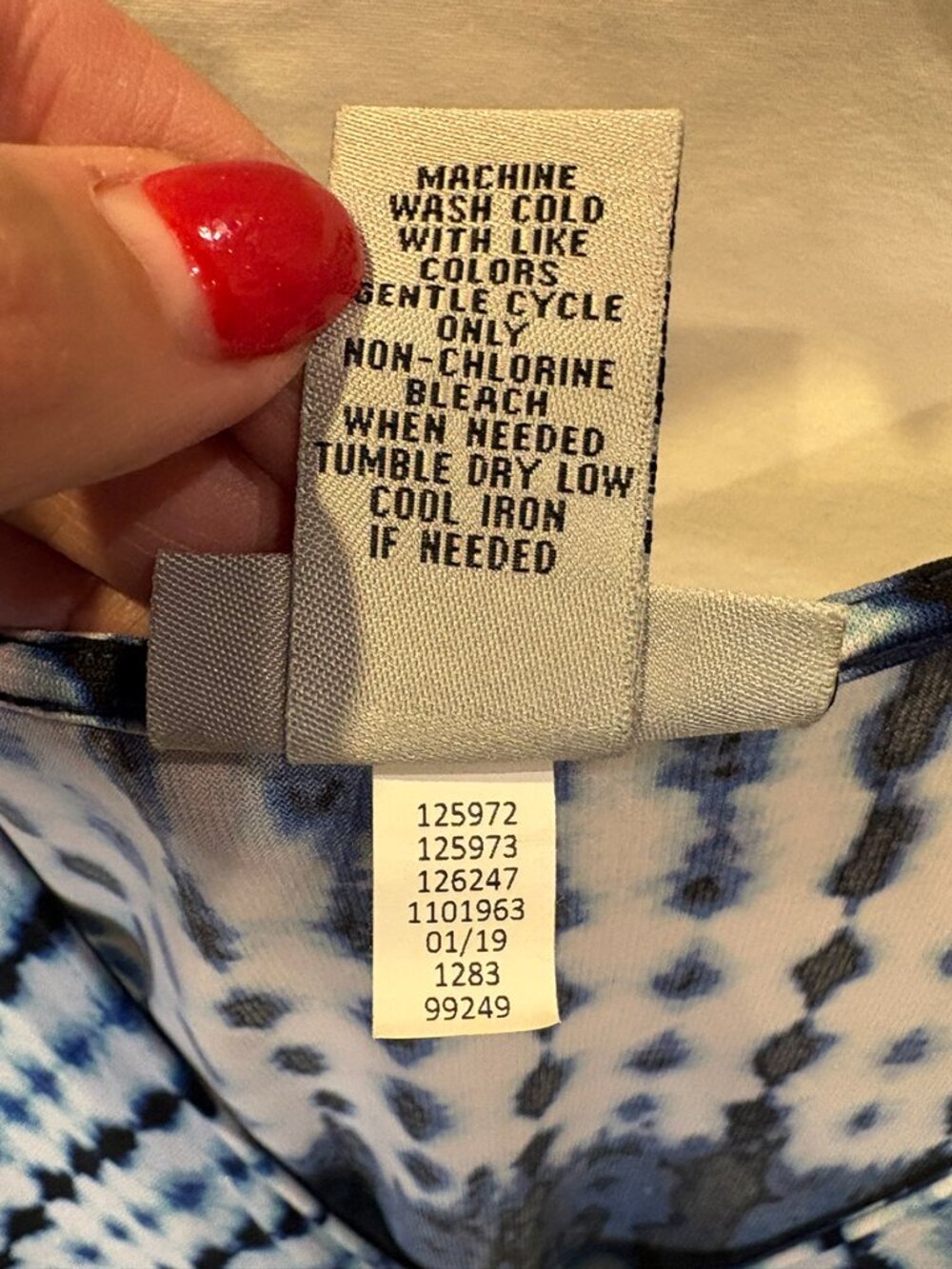 Catherines 2X 22/24W Blue Abstract Tie-Dye/Ikat Sleeveless Handkerchief Hem Dres - Picture 8 of 8